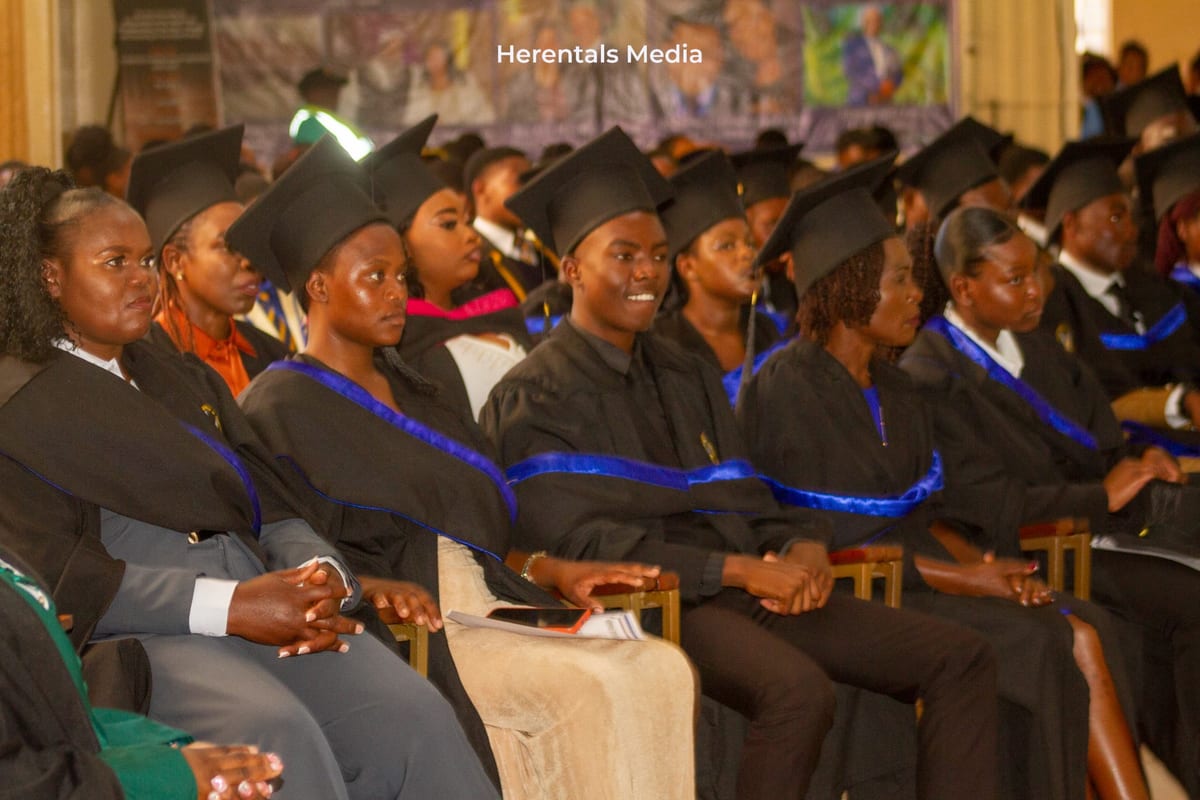 Herentals professional course graduates at a graduation ceremony